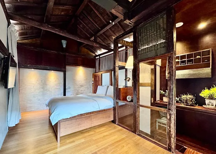 Modern Heritage Stay, Namsan, Station Apartment *