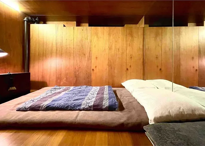 Apartment Modern Heritage Stay, Namsan, Station