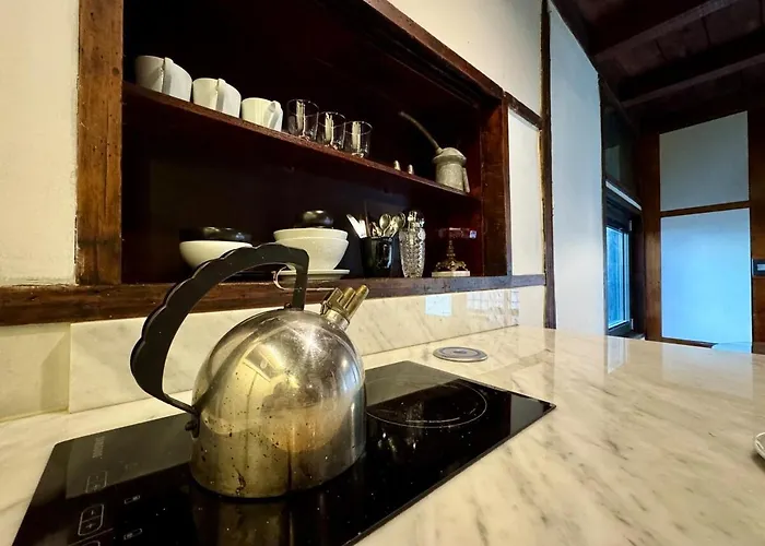 Modern Heritage Stay, Namsan, Station Seoul