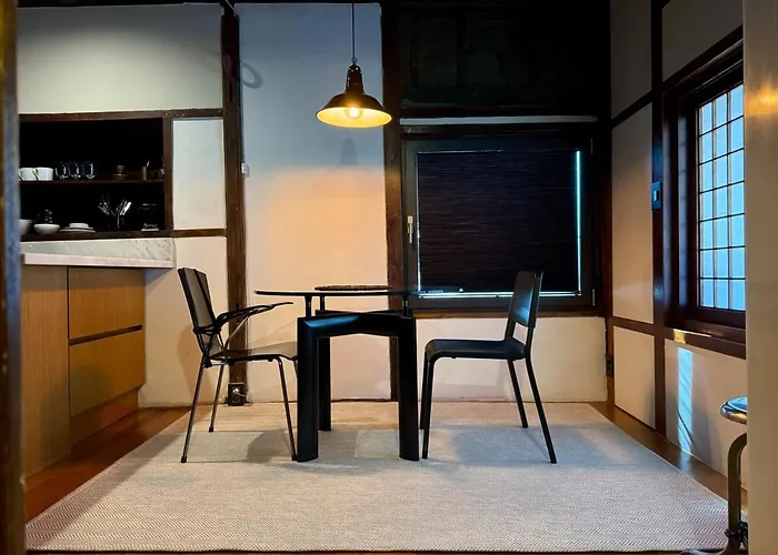 Modern Heritage Stay, Namsan, Station *