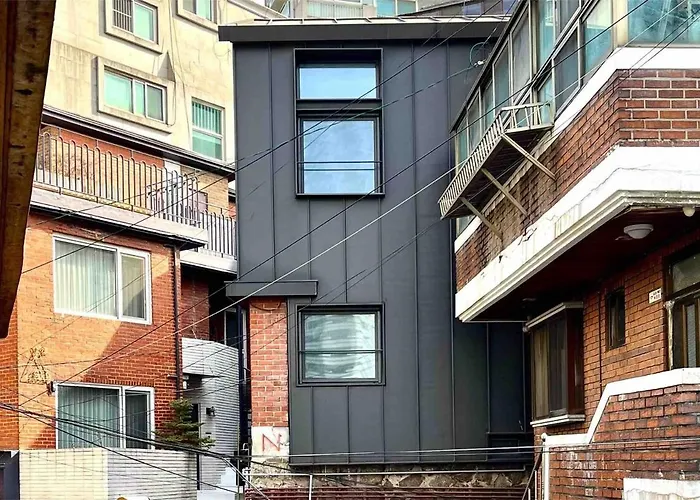 Apartment Modern Heritage Stay, Namsan, Station